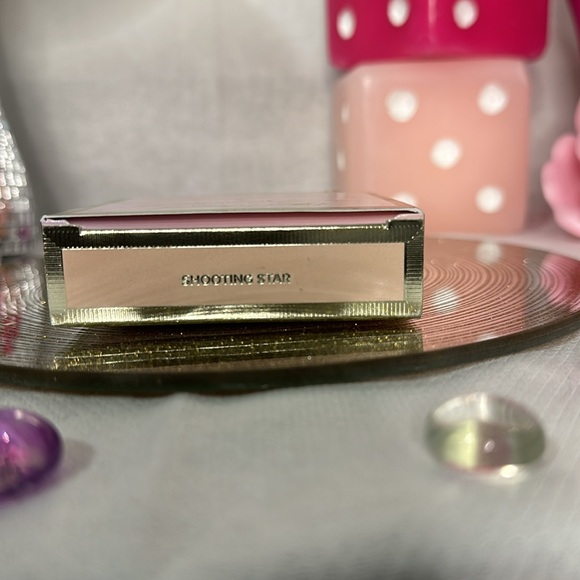 Too Faced Moon Crush Out of This World Highlighter Color: Shooting Star 💫 - Picture 2 of 4